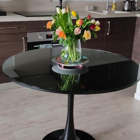 Le Saint Val 004, Appart. Neuf, Jardin, Parking ภายนอก รูปภาพ