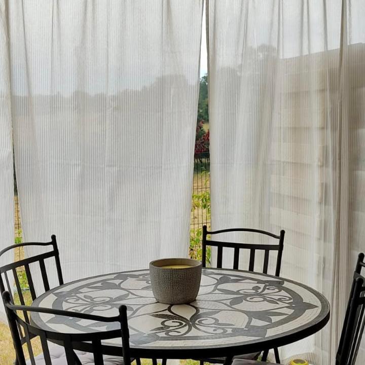 Le Saint Val 004, Appart. Neuf, Jardin, Parking ภายนอก รูปภาพ