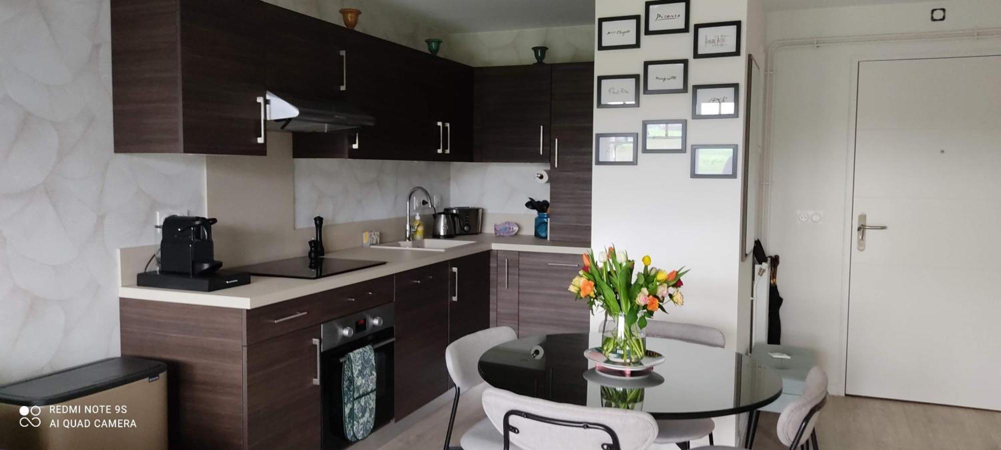 Le Saint Val 004, Appart. Neuf, Jardin, Parking ภายนอก รูปภาพ